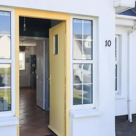 Feriehus No 10 *